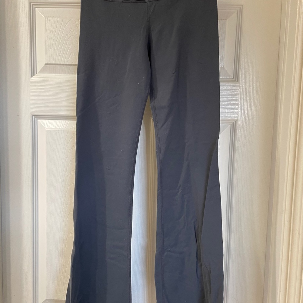 Lululemon workout pants - Picture 13 of 13
